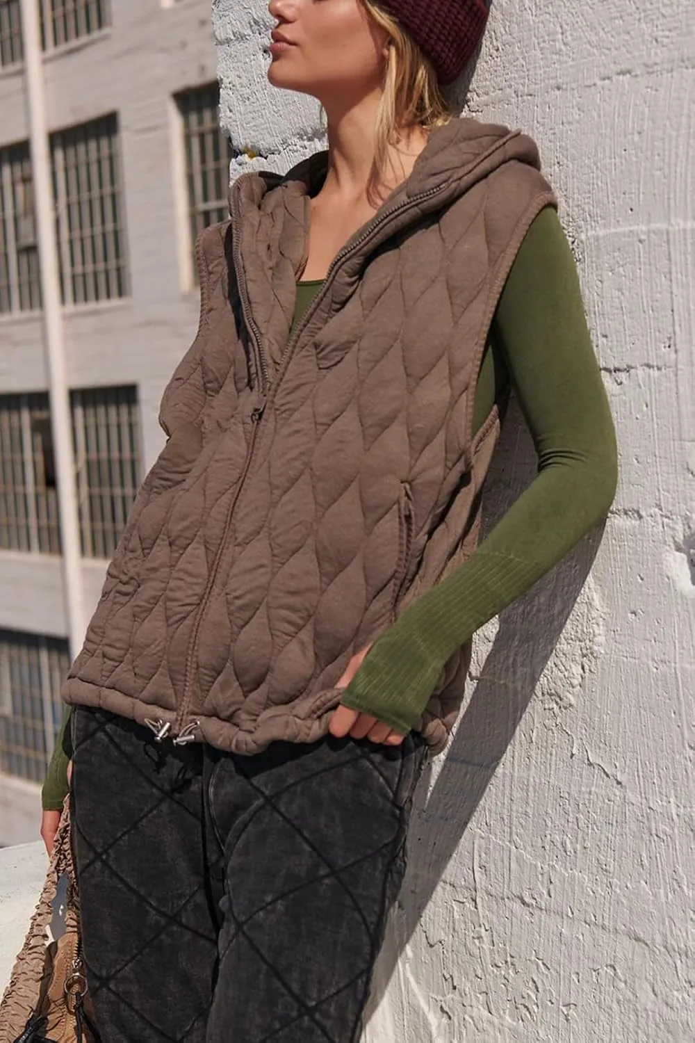D-Sun Women's Quilted Puffer Vest Casual Sleeveless Hooded Zip Up Jacket Coat Outerwear With Pocket