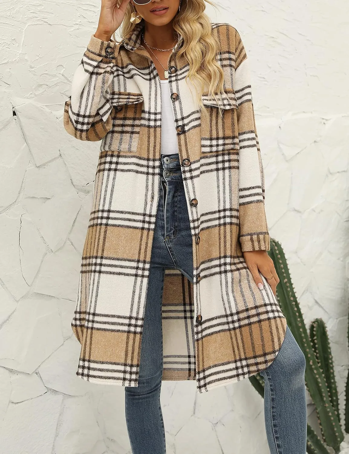 SeekMe Women's Oversized Flannel Plaid Shacket Jacket Flap Pocket Lapel Button Down Long Shirt Jackets