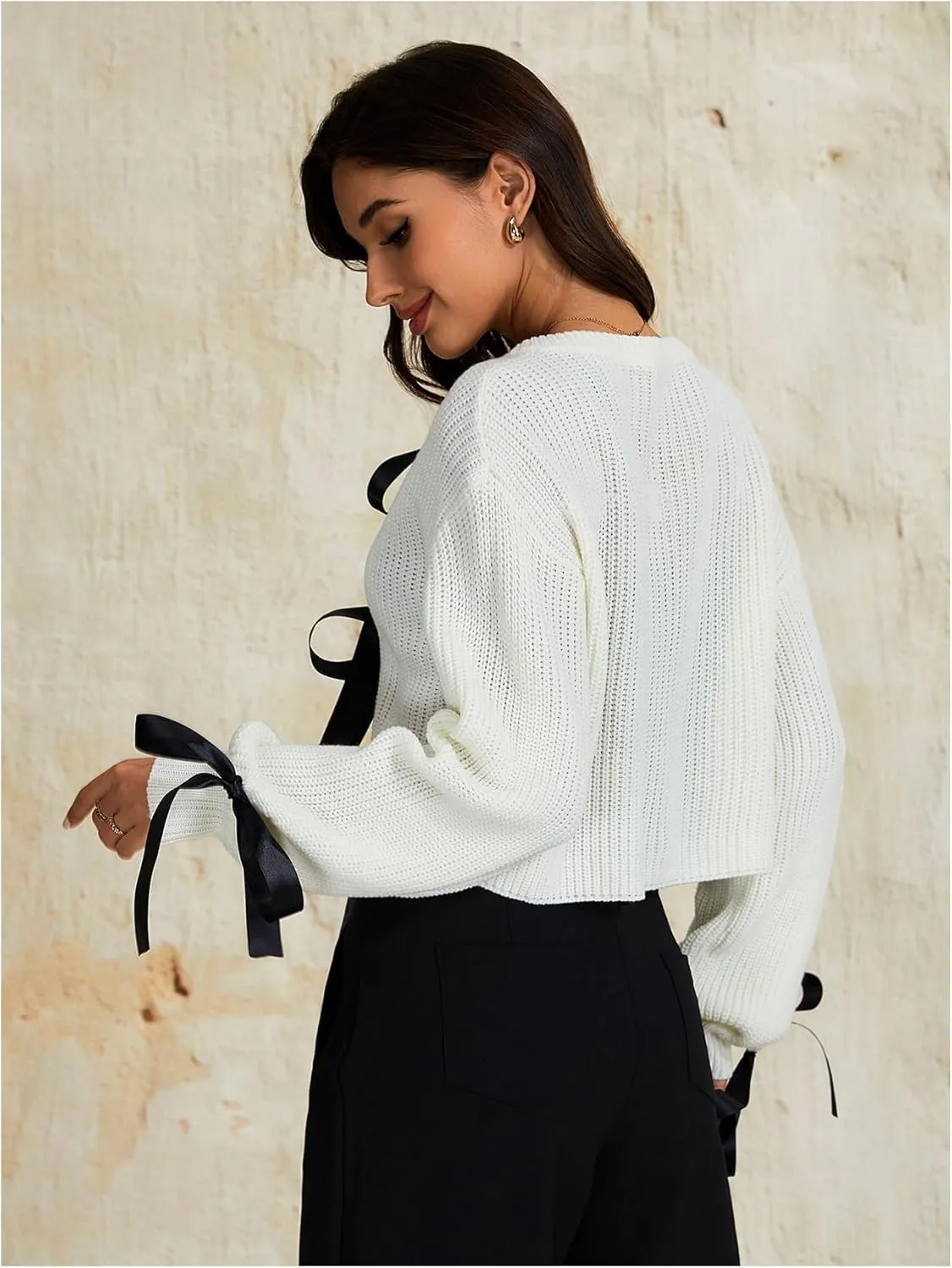 Verdusa Women's Bow Tie Cropped Cardigan Knot Long Sleeve Knit Cute Cream Cardigan Sweaters Trendy