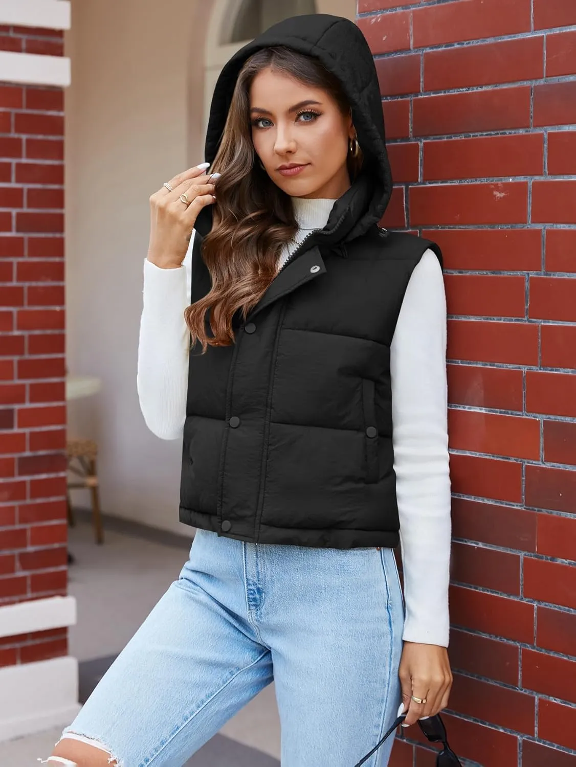Women's Puffer Vest Hooded Button Down Zip Up Winter Outerwear Vests with Pockets